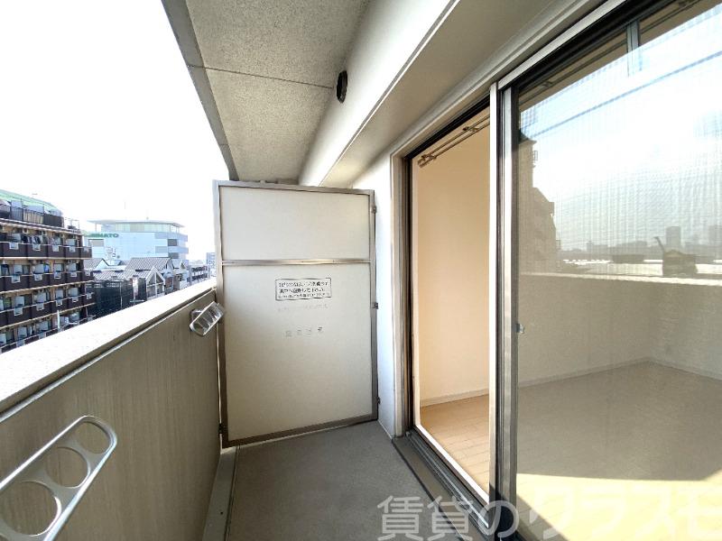 16/27 バルコニー