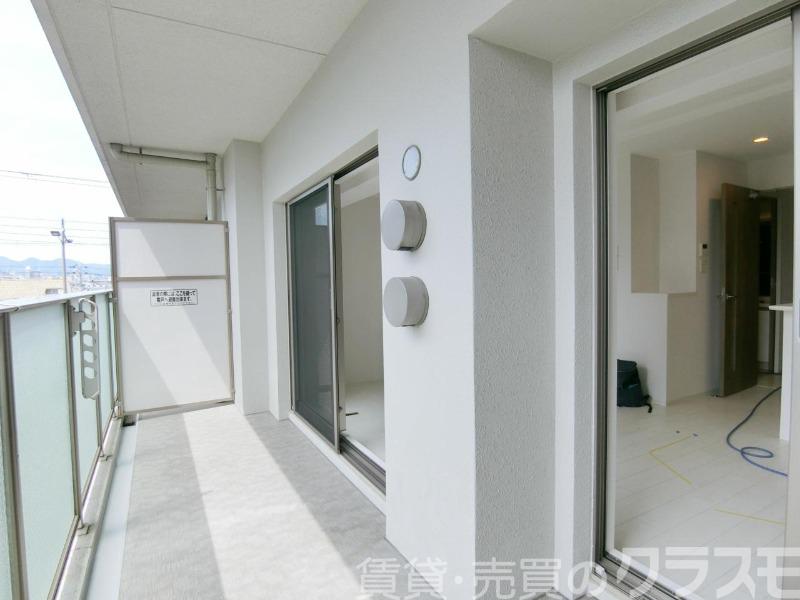 25/30 バルコニー