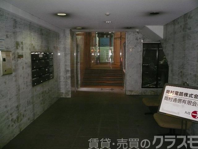 2/2 エントランス