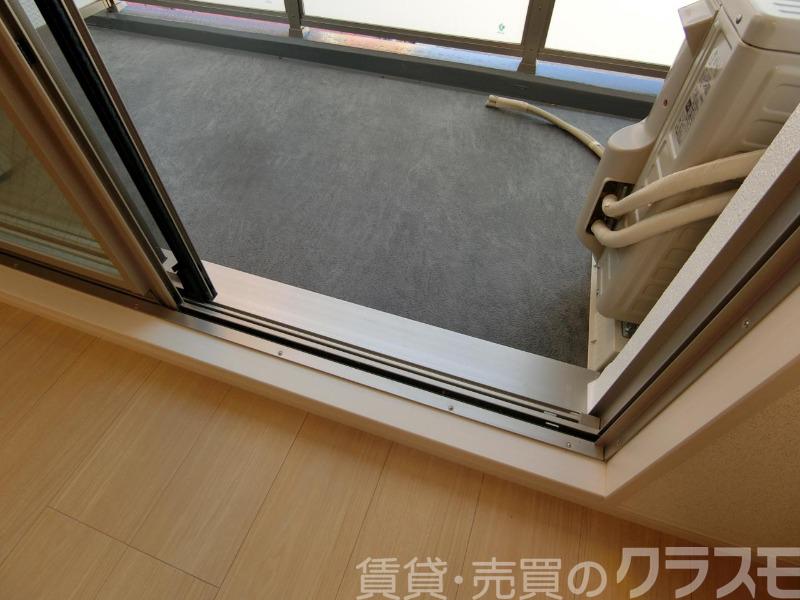 23/30 バルコニー