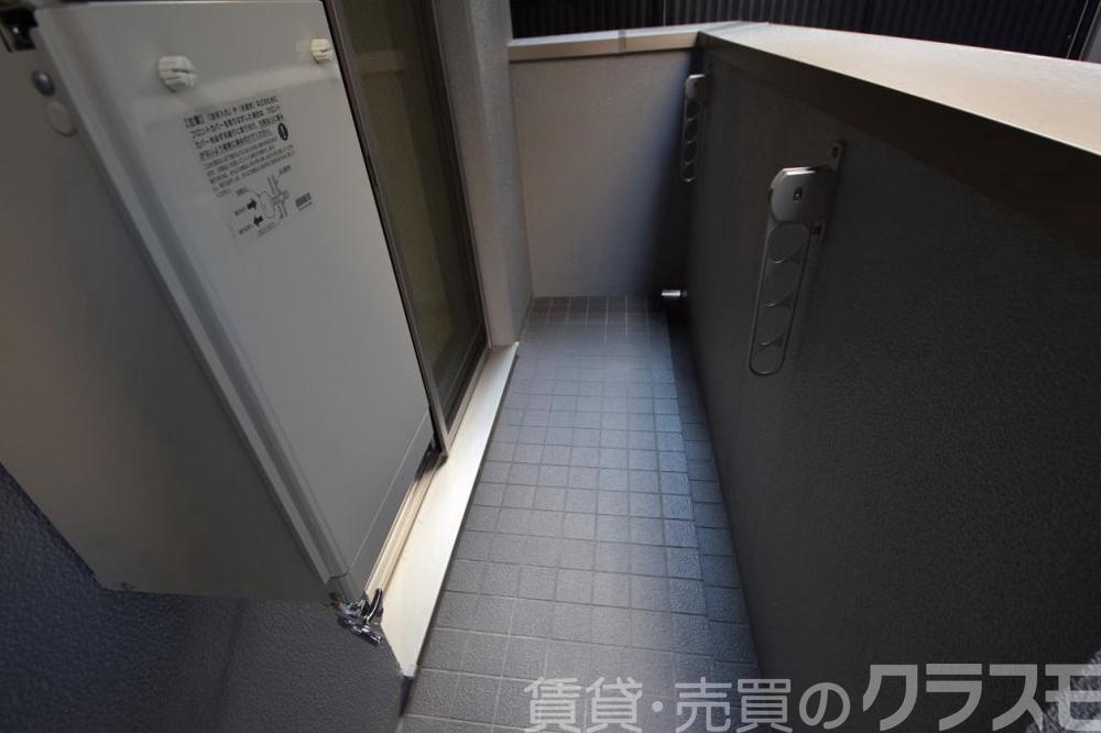 27/30 バルコニー
