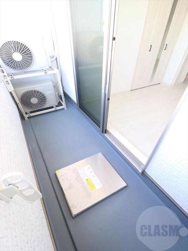 19/30 バルコニー