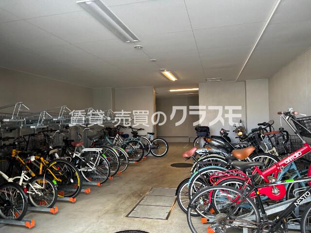 16/28 駐車場