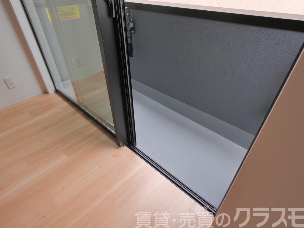 23/30 バルコニー