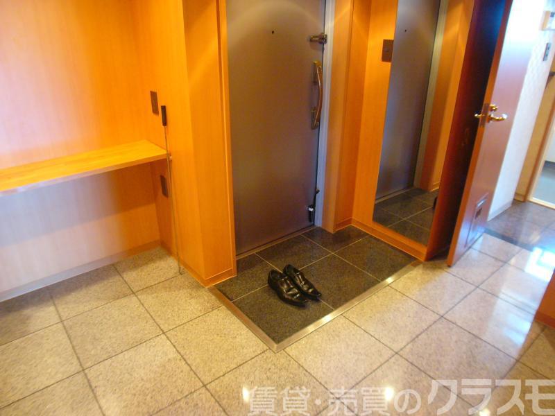 17/30 玄関