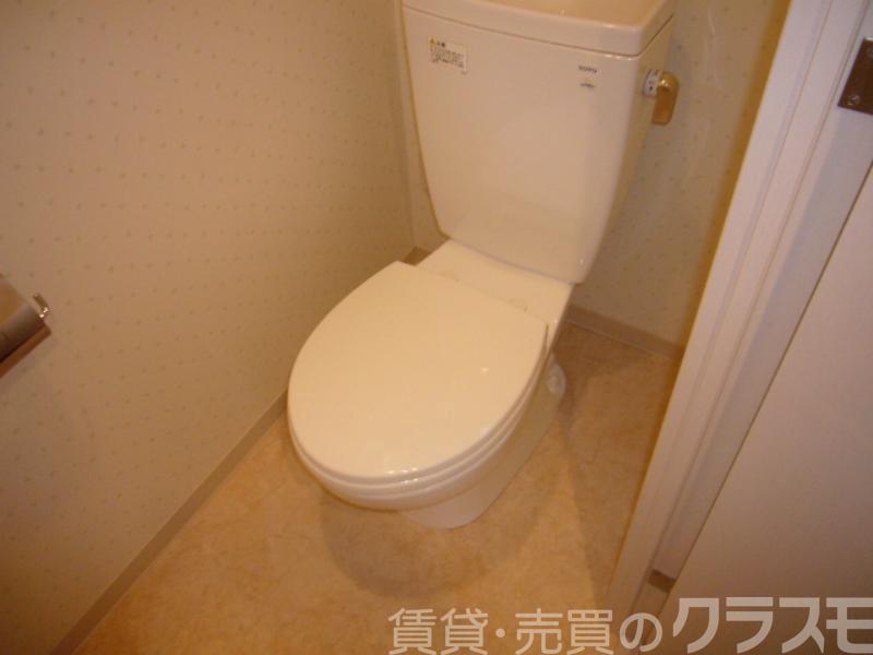 20/30 トイレ