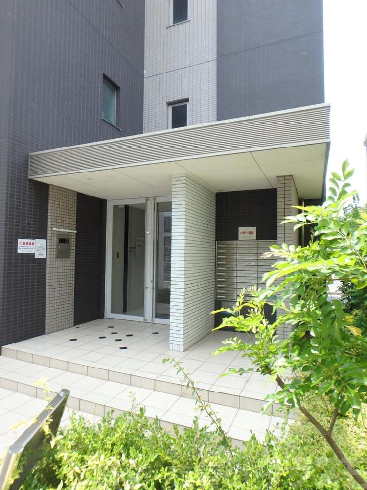 19/24 エントランス