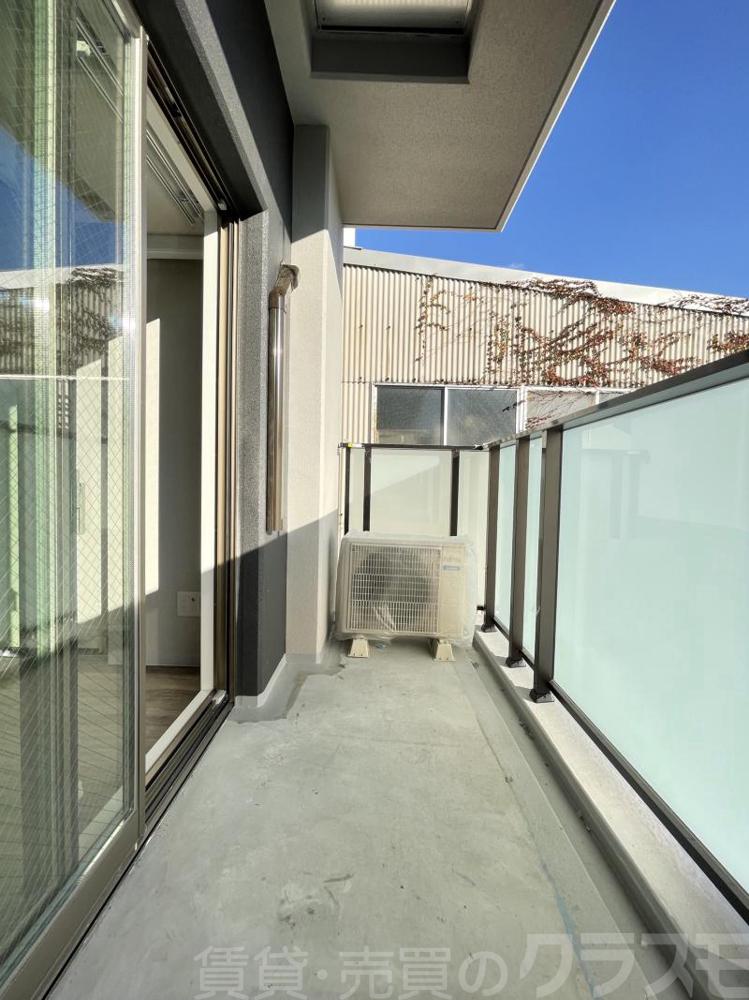 19/30 バルコニー