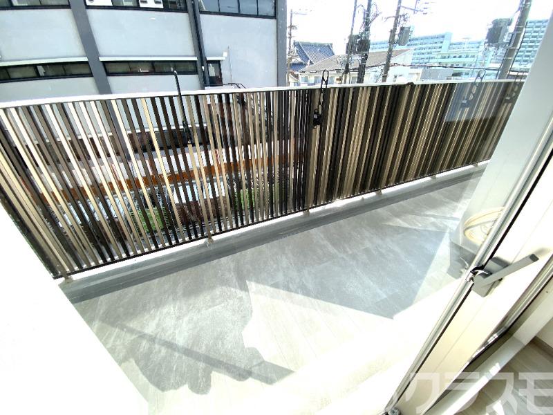 16/26 バルコニー