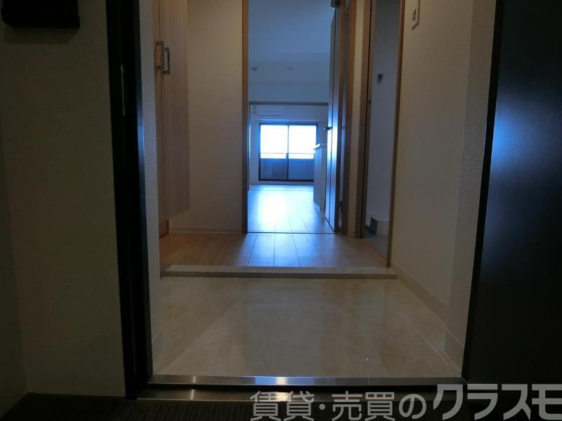 17/30 玄関