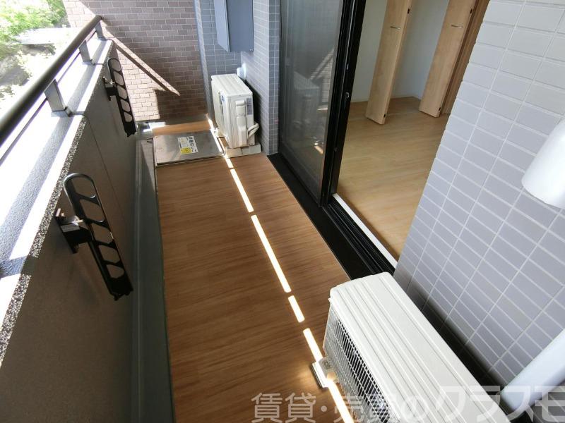 25/30 バルコニー