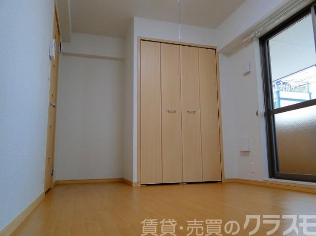 13/30 寝室
