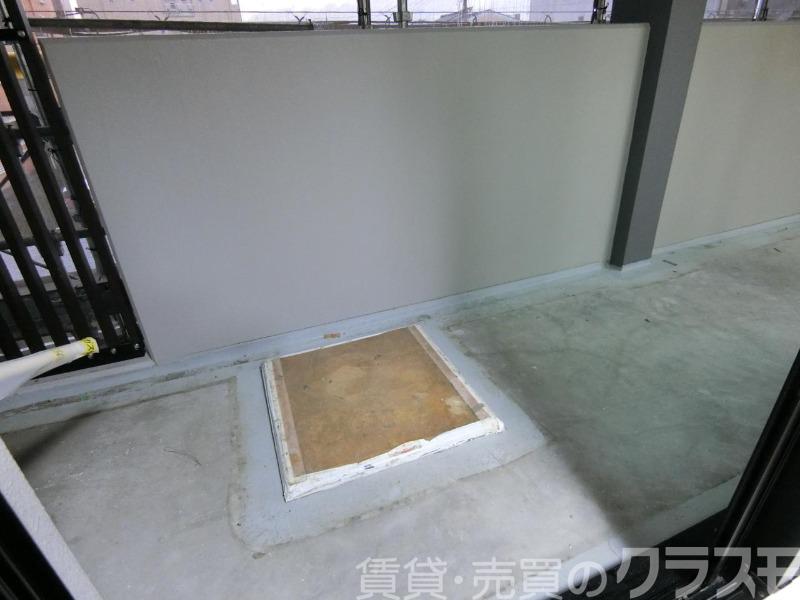 25/30 バルコニー