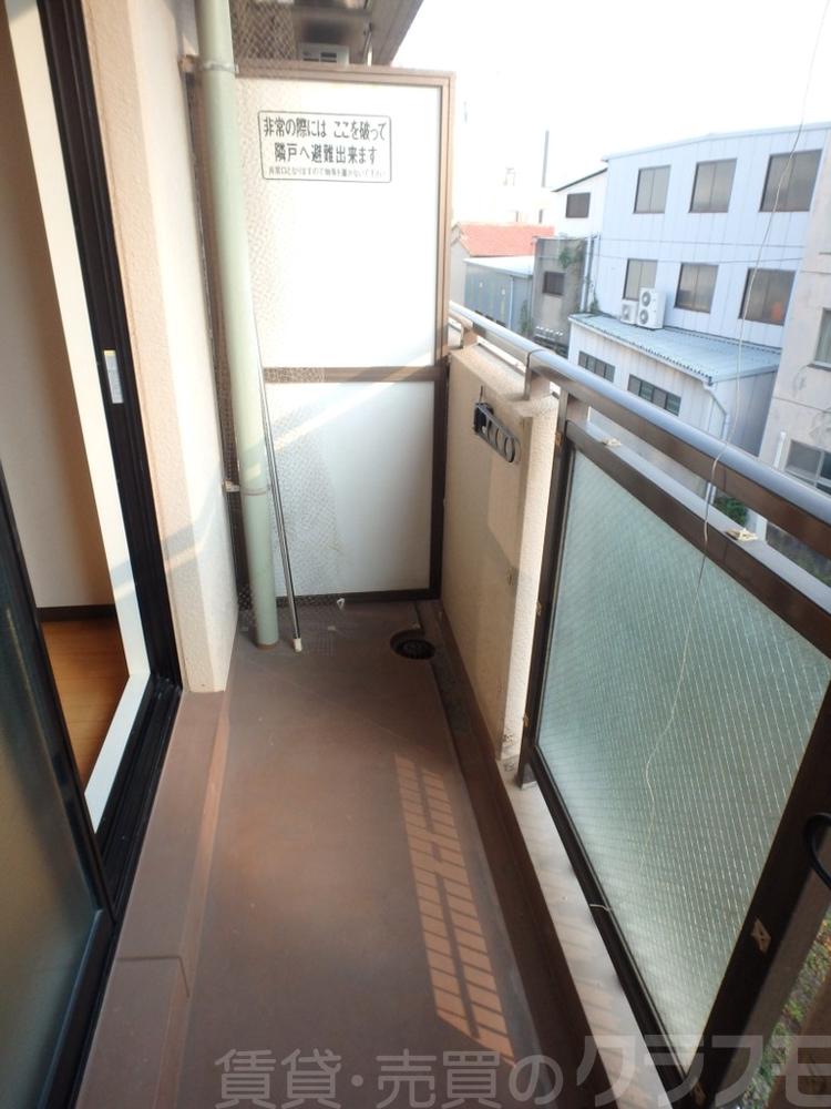 14/23 バルコニー