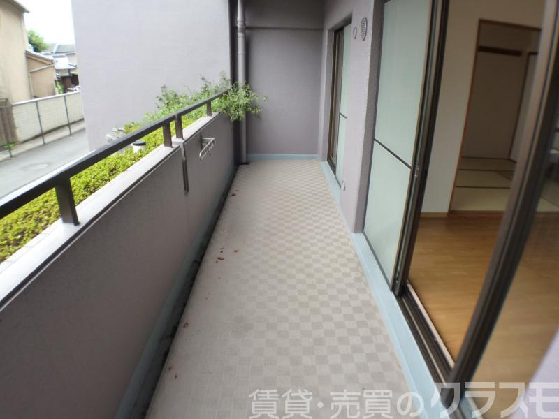 23/30 バルコニー