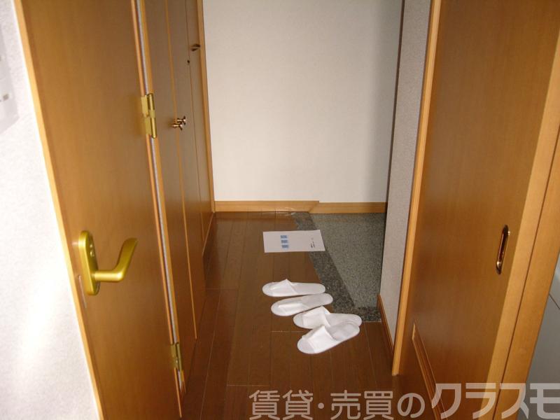 17/30 玄関