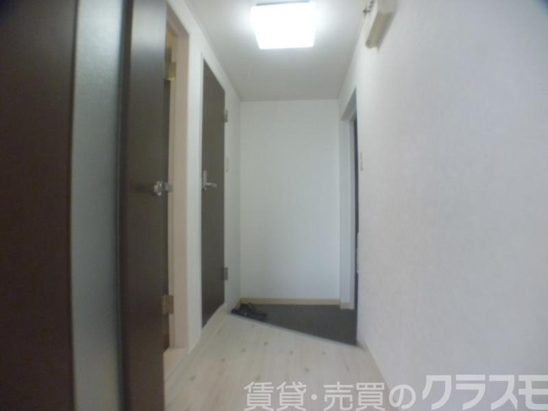 18/30 玄関