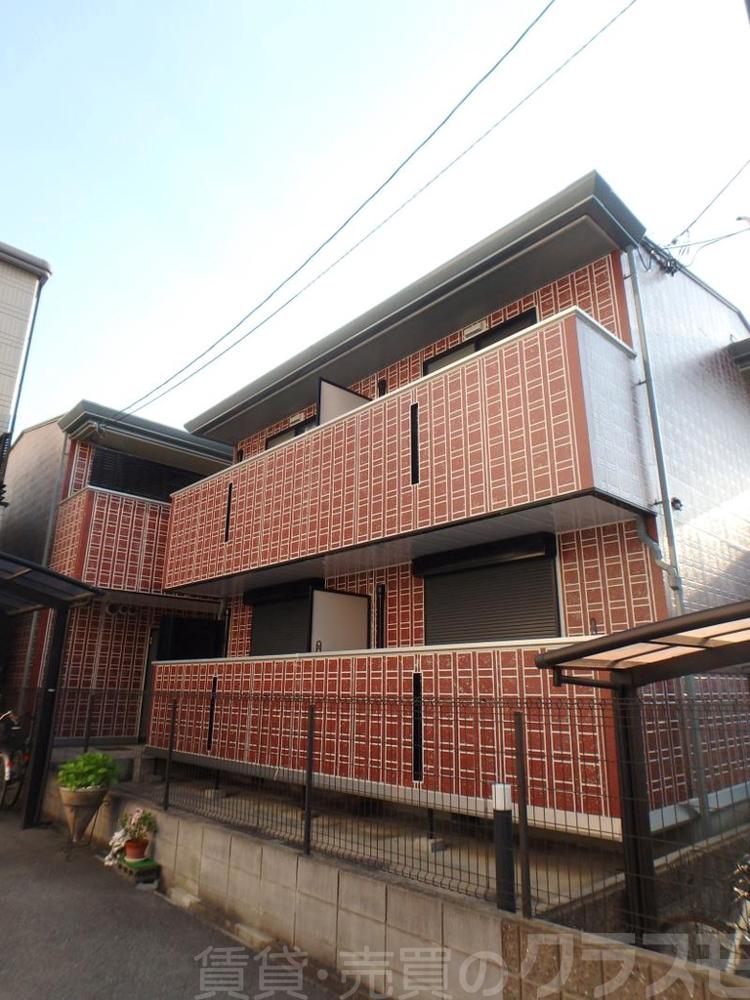 19/26 エントランス