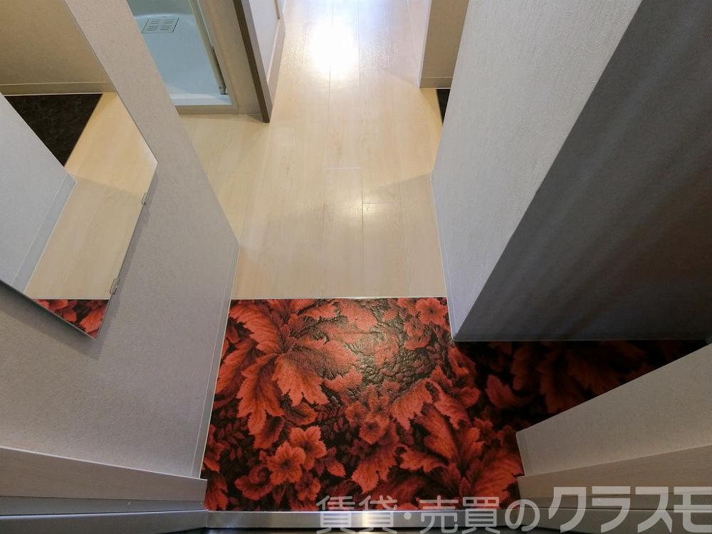16/30 玄関