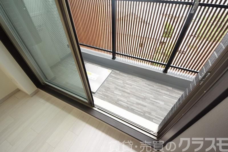 23/30 バルコニー