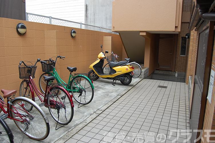 29/30 エントランス