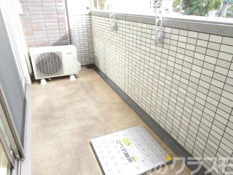 16/27 バルコニー