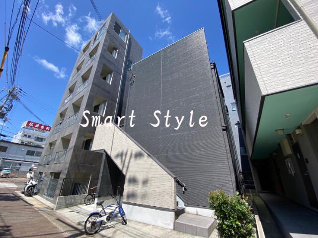 22/30 エントランス