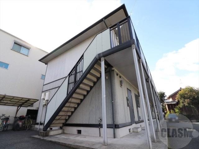 22/30 エントランス