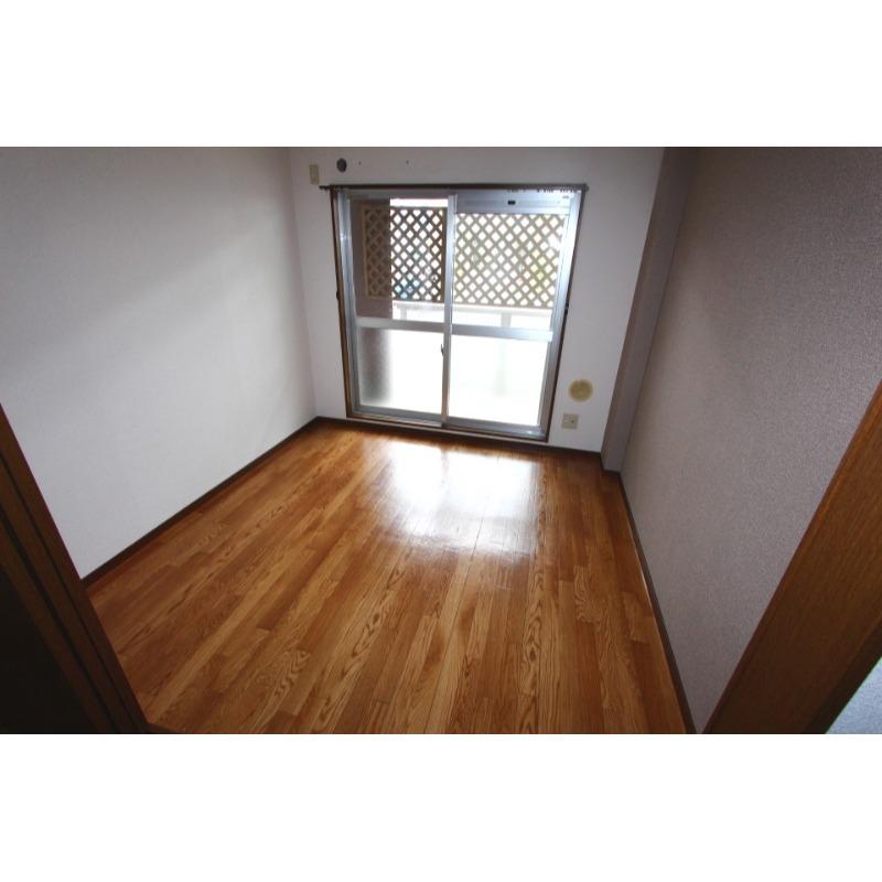 19/25 エントランス