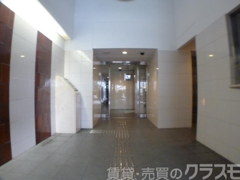 2/4 エントランス