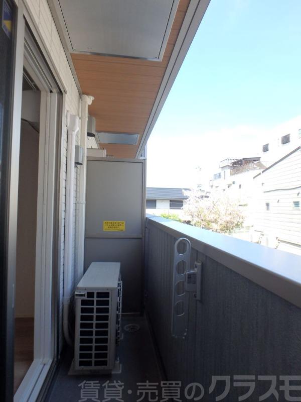 13/23 バルコニー
