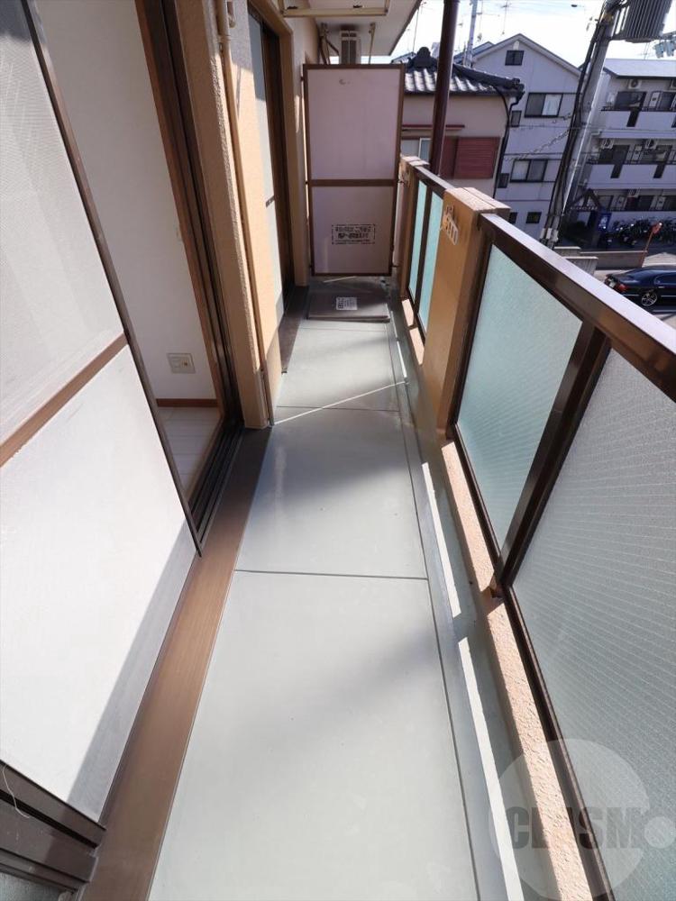 14/27 バルコニー