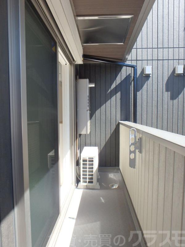 18/30 バルコニー