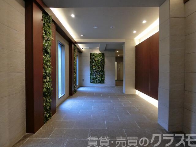 29/30 エントランス