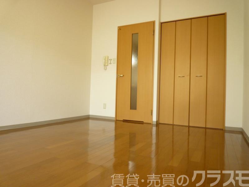 15/30 寝室