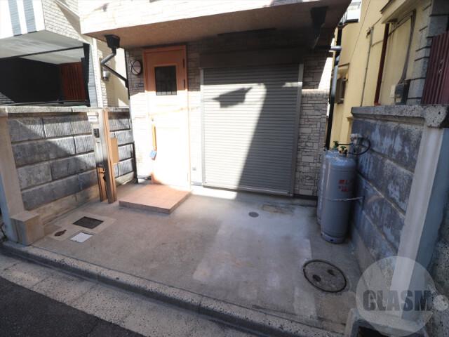 22/29 エントランス