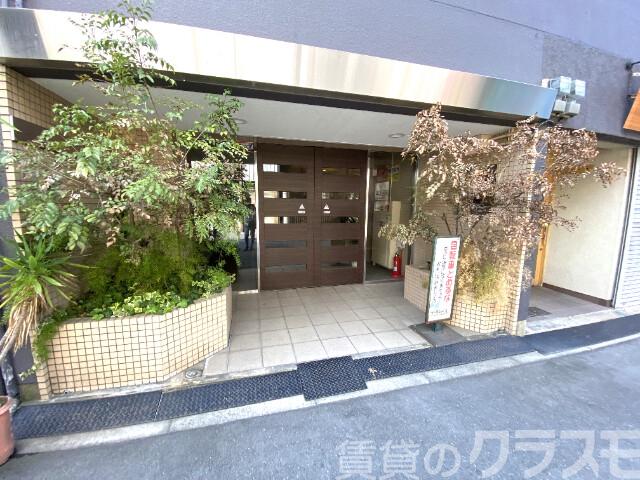 29/30 エントランス