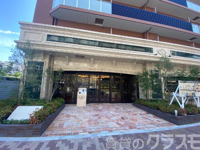 20/24 エントランス