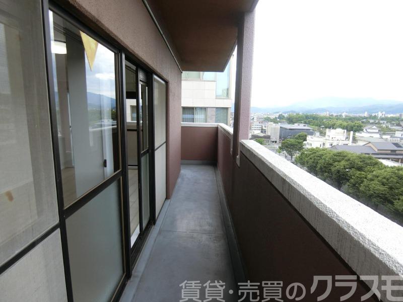 23/30 バルコニー