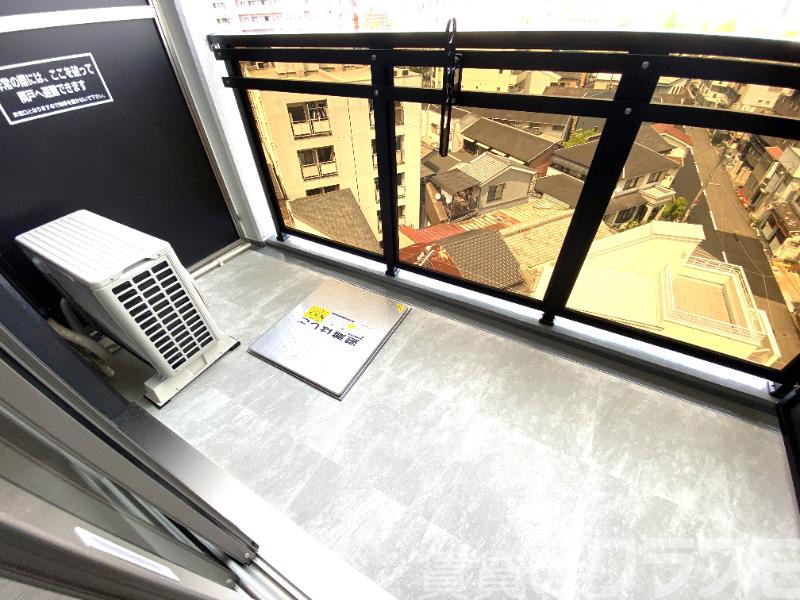 15/28 バルコニー