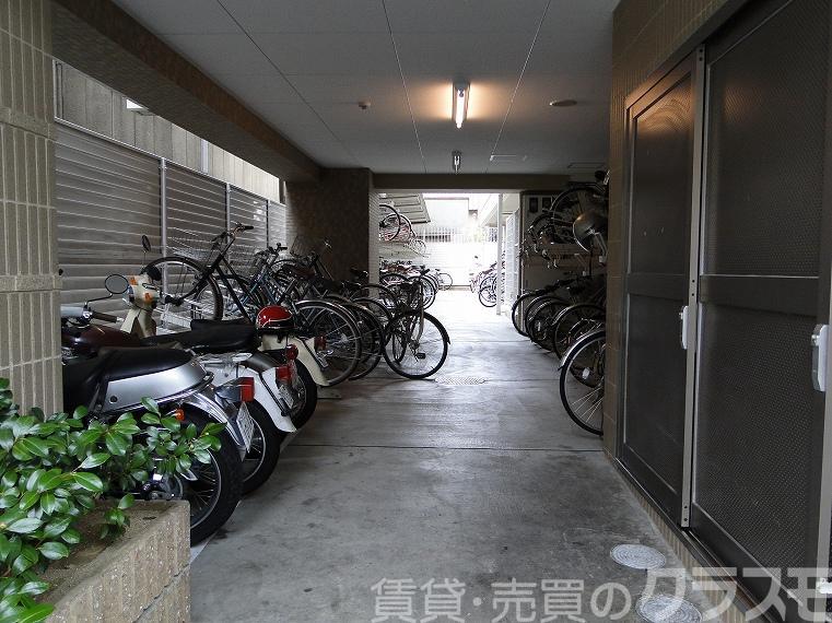 29/30 駐車場