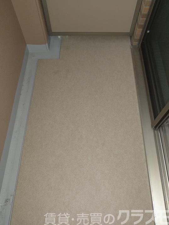 23/30 バルコニー