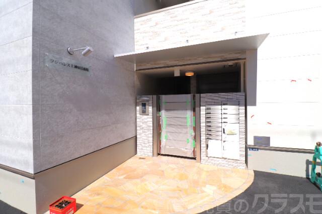 20/22 エントランス