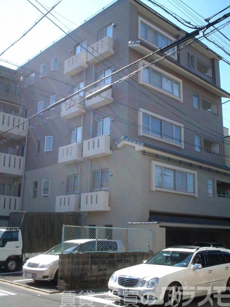 2/2 エントランス