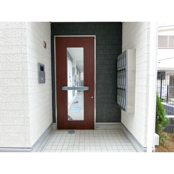 17/19 エントランス