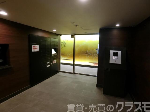 2/3 エントランス