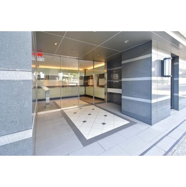 15/18 エントランス