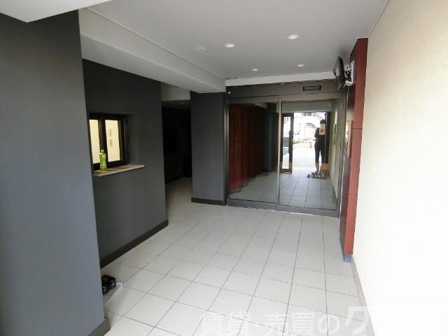 2/4 エントランス