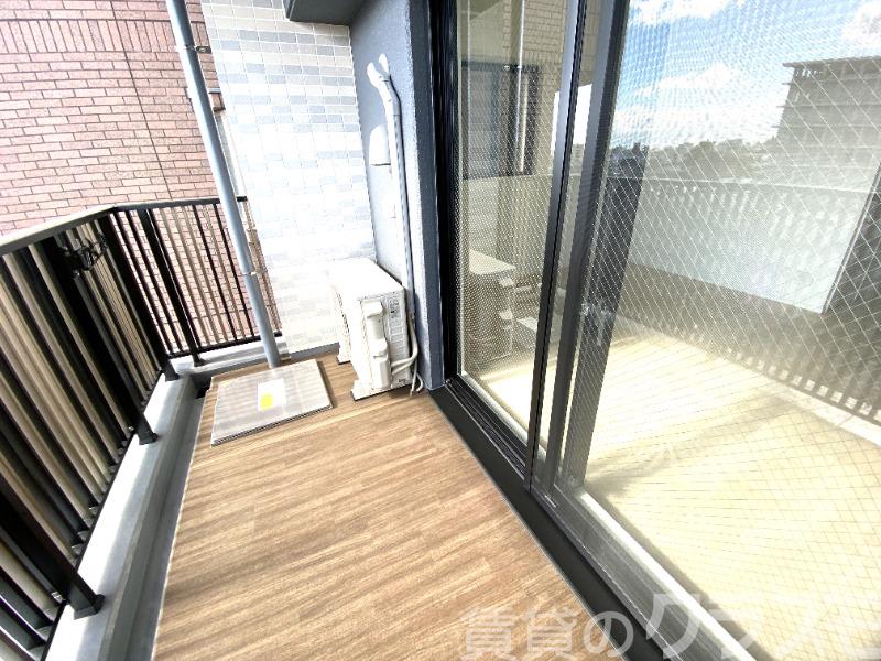 18/27 バルコニー