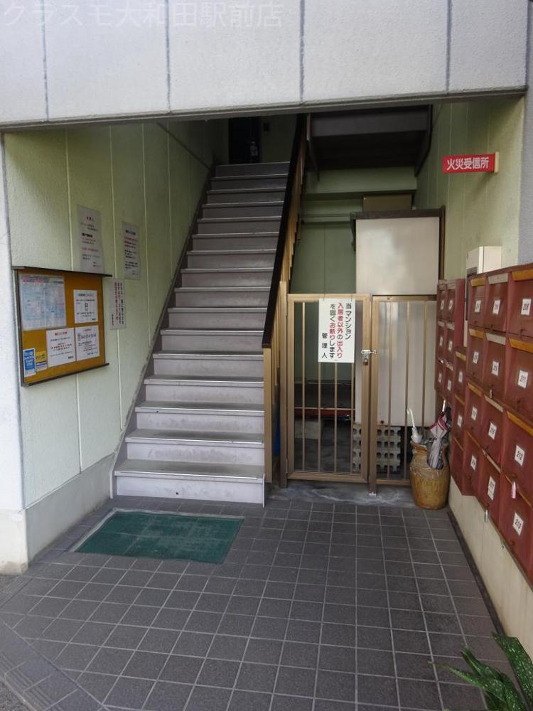 21/26 エントランス